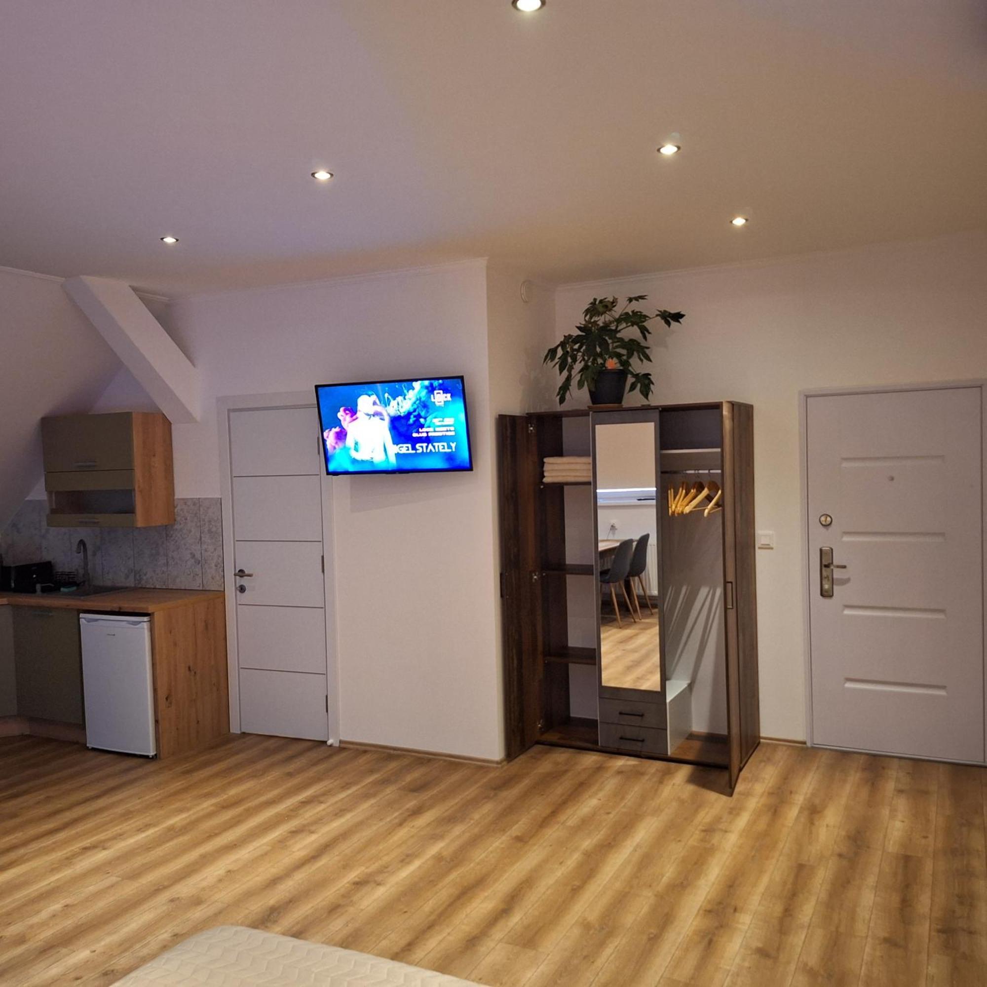 Apartament Alro Apartmanhaz *
